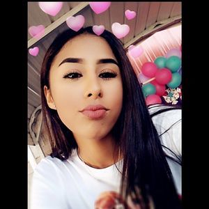 Meet your Posher, Arely